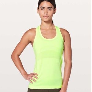 Lululemon Swiftly racetrack tank green size 4